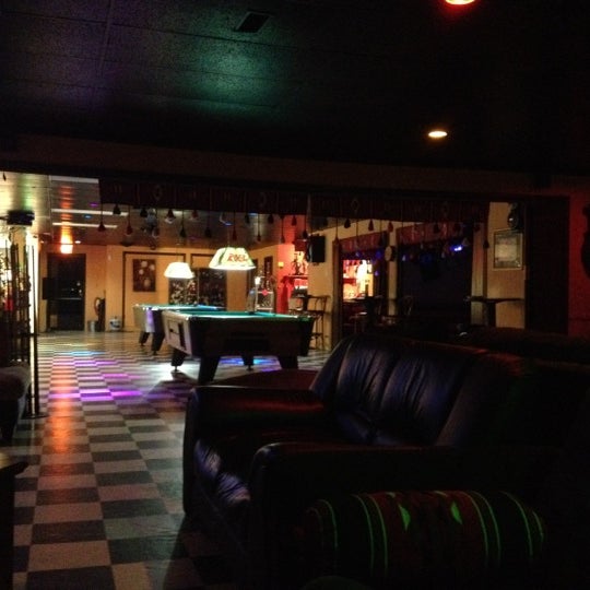 11/8/2012に*Petra Hookah LoungeがPetra Hookah Bar and Loungeで撮った写真
