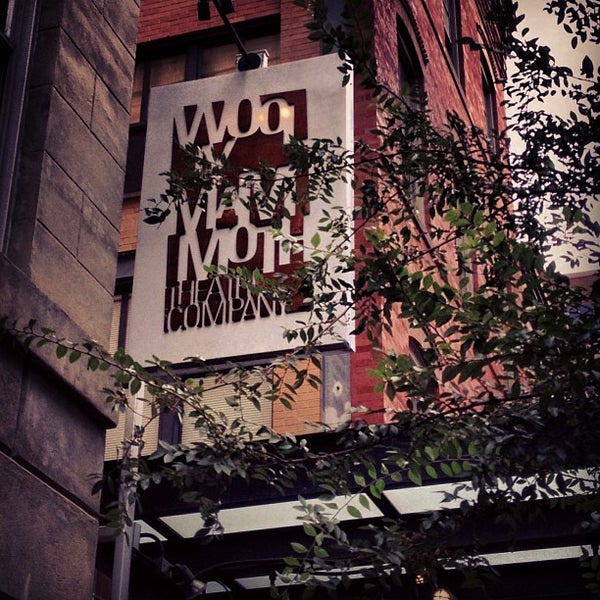 Foto tomada en Woolly Mammoth Theatre Company  por Christylez B. el 9/23/2013