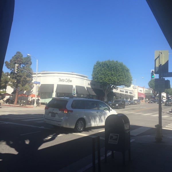 Montana Avenue District Neighborhood in Santa Monica