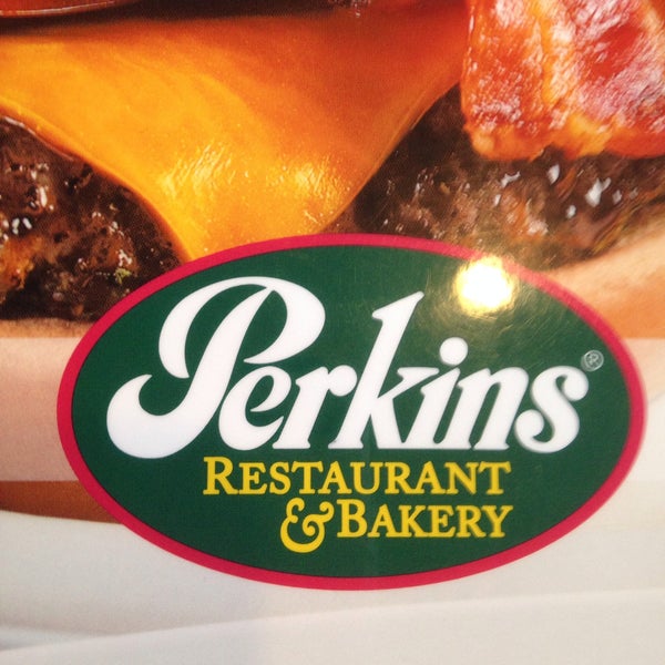 Foto tirada no(a) Perkins Restaurant &amp; Bakery por Lawrence D. em 1/18/2015