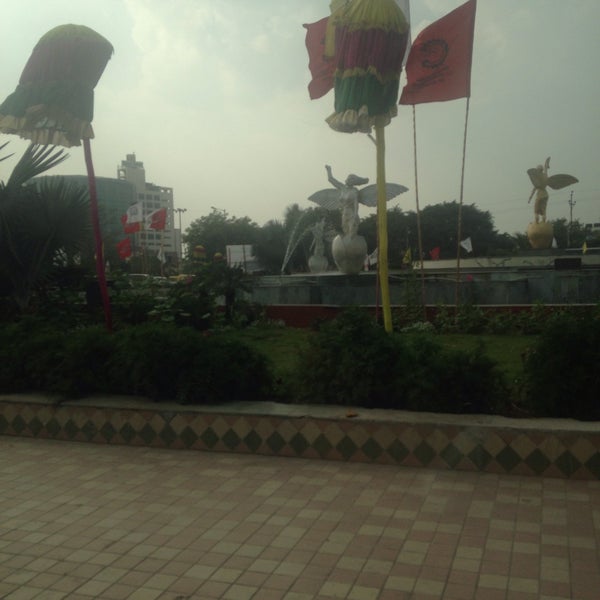 Pari Chowk 11 tips from 388 visitors