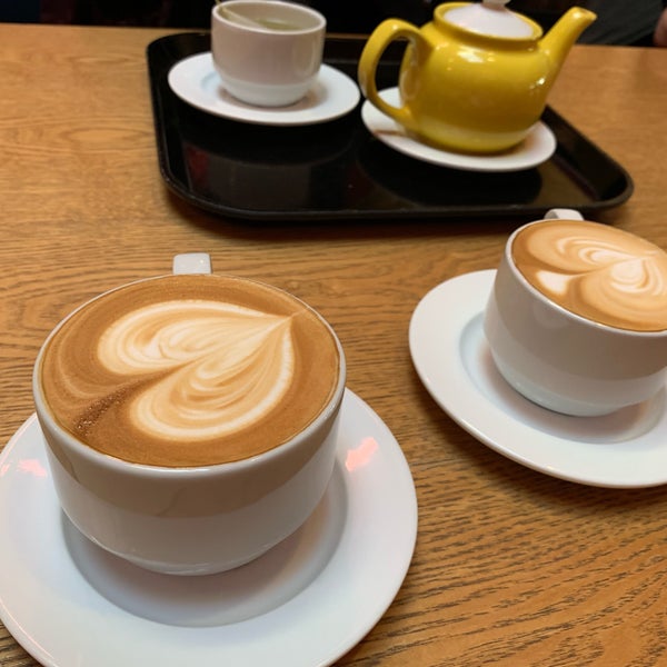 รูปภาพถ่ายที่ Coupa Café โดย Ryan T. เมื่อ 2/18/2019