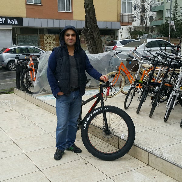 Foto tirada no(a) Bisiklet Evim Bike &amp; Cafe por Timuçin T. em 2/12/2017