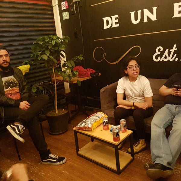 Foto diambil di Café Memorias de un Barista oleh Arturinho C. pada 8/13/2017
