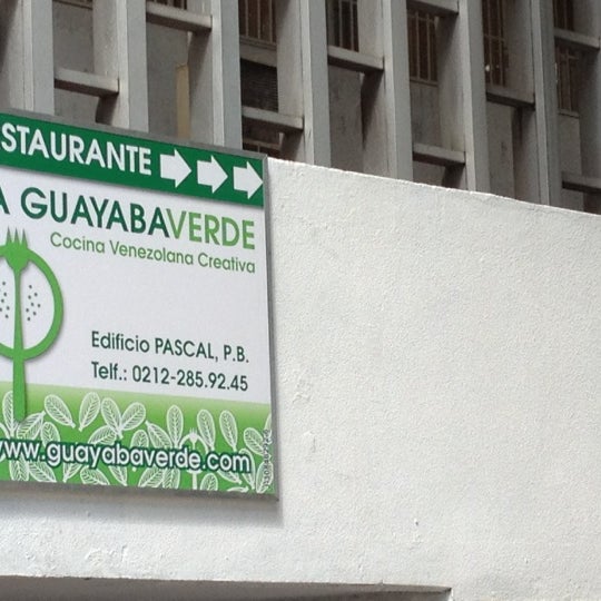Photo prise au La Guayaba Verde par Eduardo C. le10/9/2012