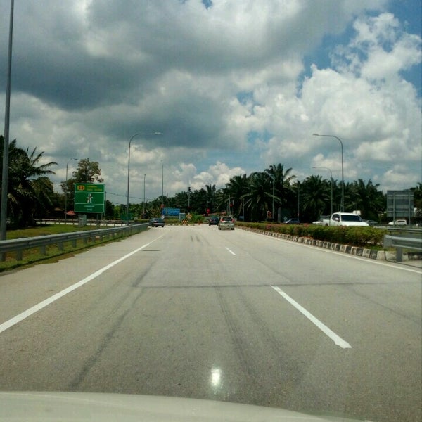 Photos At Plaza Tol Bukit Gambir 1 Tip From 2151 Visitors