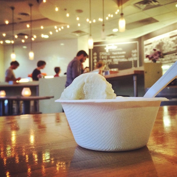8/11/2014にMalkia D.がJeni&#39;s Splendid Ice Creamsで撮った写真