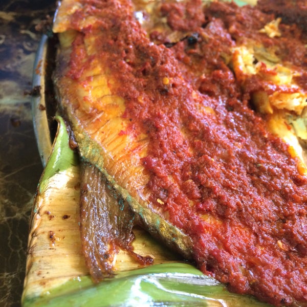 Stesen Ikan Bakar Restoran Sempelang Sinsuran Kota Kinabalu Sabah