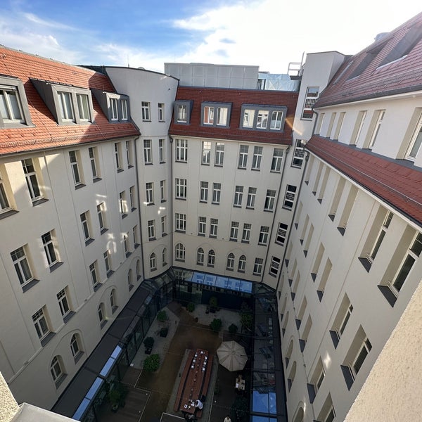10/17/2022 tarihinde Nate G.ziyaretçi tarafından Hotel am Steinplatz'de çekilen fotoğraf