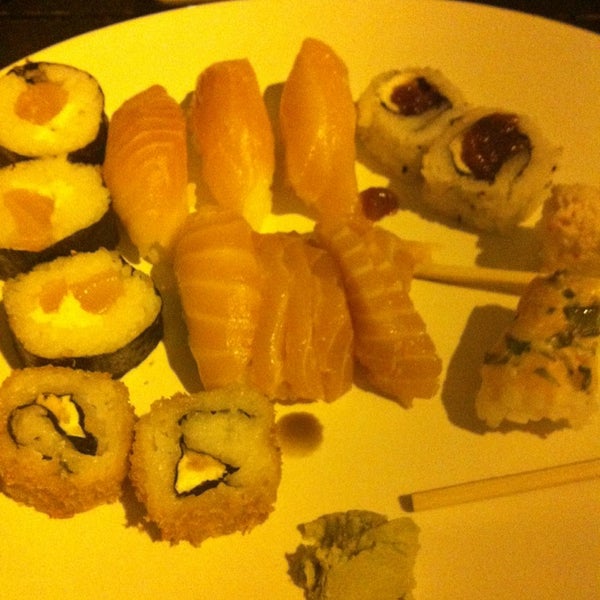 Das Foto wurde bei Sushi Mori von Alex B. am 6/24/2013 aufgenommen
