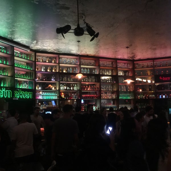 5/30/2015 tarihinde Marcelo M.ziyaretçi tarafından Bar Aurora'de çekilen fotoğraf