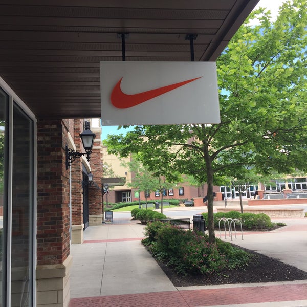 nike store chenal promenade