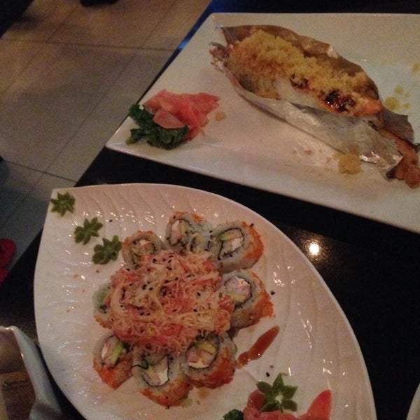 Photo taken at Sushi Sake North Miami Beach by Yuliya Y. on 6/28/2014