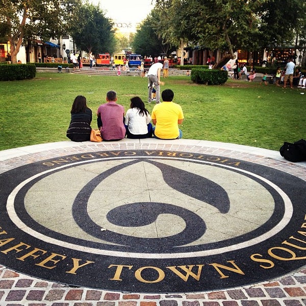 Photos at Victoria Gardens Mall - Victoria - 84 tips from 14019 visitors