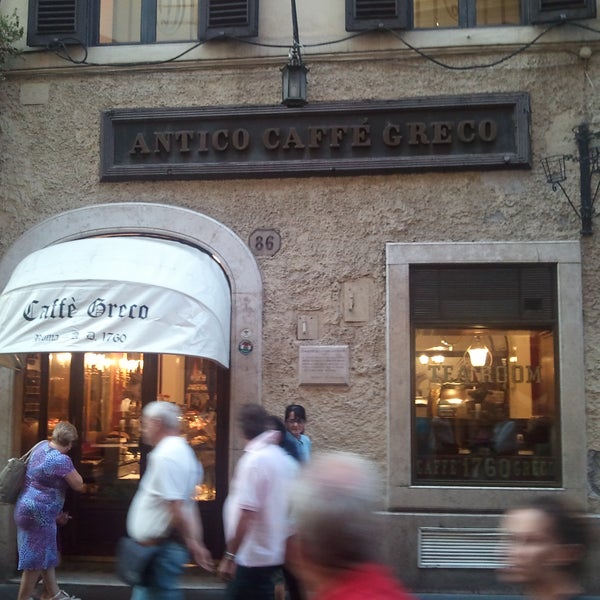 10/5/2012 tarihinde SUNIN K.ziyaretçi tarafından Antico Caffè Greco'de çekilen fotoğraf