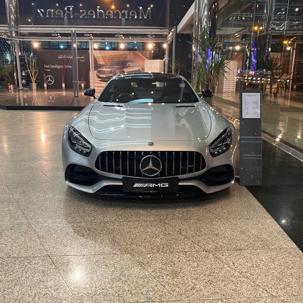 Mercedes Benz Showroom