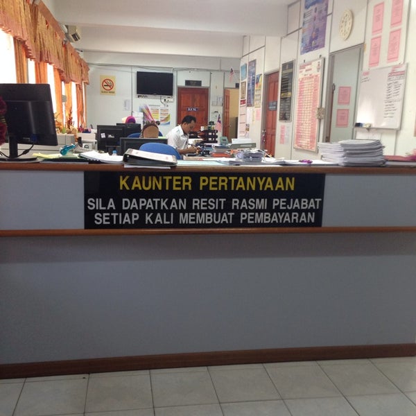 Photos A Sekolah Menengah Kebangsaan Tengku Budriah 1 Conseil