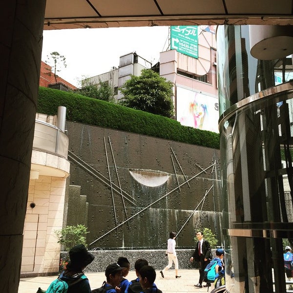 Photos At キャロットタワー地下駐輪場 Parking In 世田谷区
