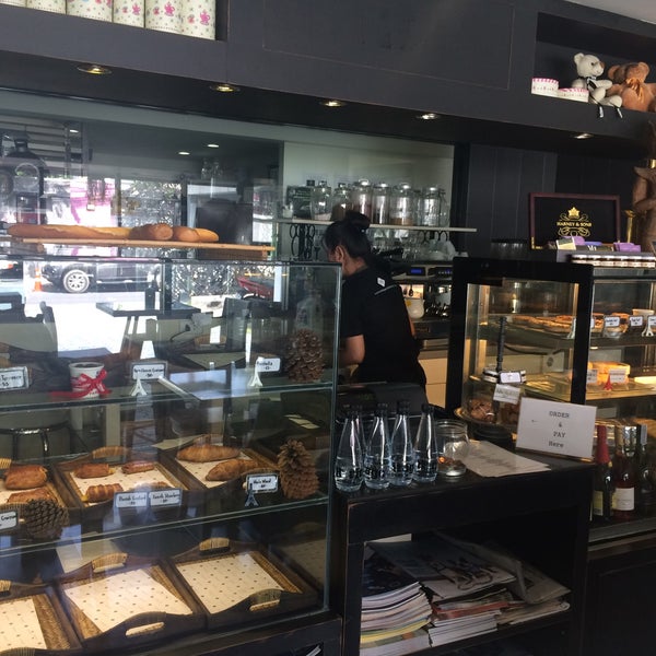 รูปภาพถ่ายที่ Heritage Bakery Cafe &amp; Bistro โดย nmai เมื่อ 11/24/2016