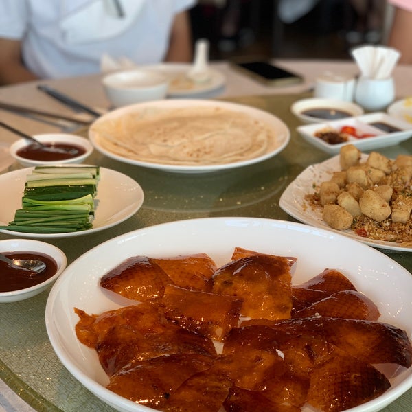 Hong Bao หงเปา Cantonese Restaurant In Khlong San