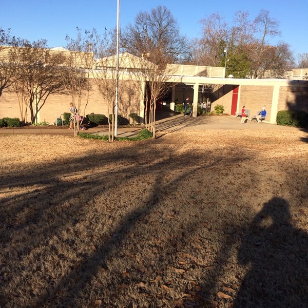 Richland Elementary 5440 Rich Rd