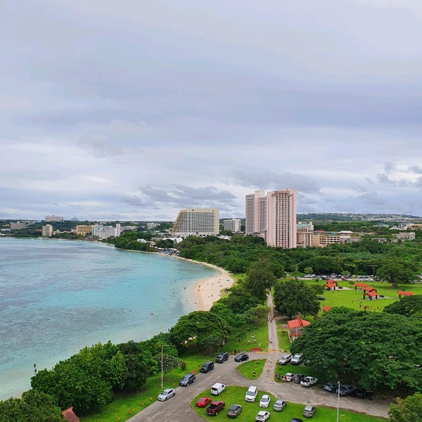 Снимок сделан в Hilton Guam Resort &amp; Spa пользователем Shin L. 10/2/2022