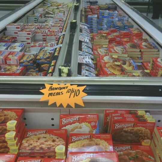 Simpson Super Market Grocery Store in Evansville South Side