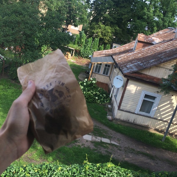7/30/2016 tarihinde Kirill Z.ziyaretçi tarafından Caffeine Druskininkai'de çekilen fotoğraf