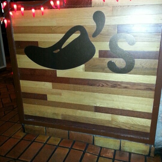 Photo taken at Chili&#39;s Grill &amp; Bar by Trinity R. on 4/13/2013
