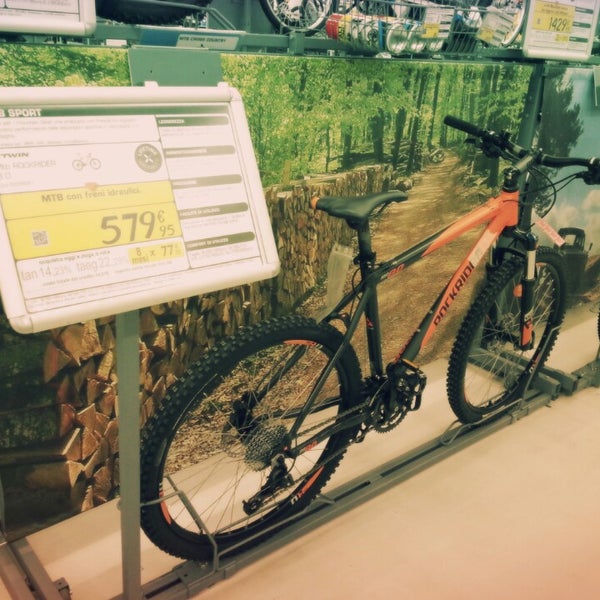 Photos at Decathlon - 10 tips from 1055 visitors