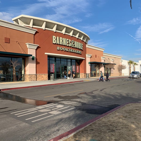 Barnes & Noble Bookstore in Victorville
