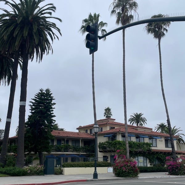 Photo taken at Hotel Milo Santa Barbara by Melody C. on 8/24/2023