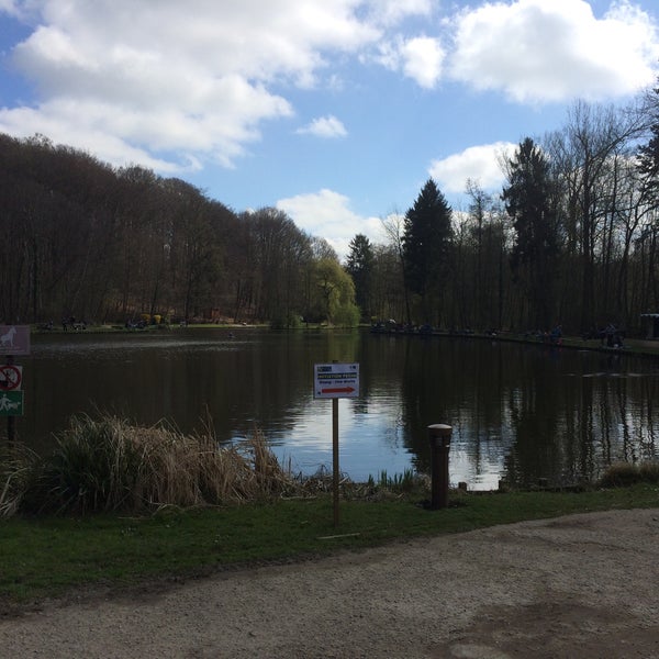 Foto tirada no(a) Domaine provincial du Bois des Rêves por Benjamin D. em 4/10/2016