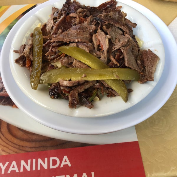 Çamlık Et Lokantası Karliktepe'de Restoran