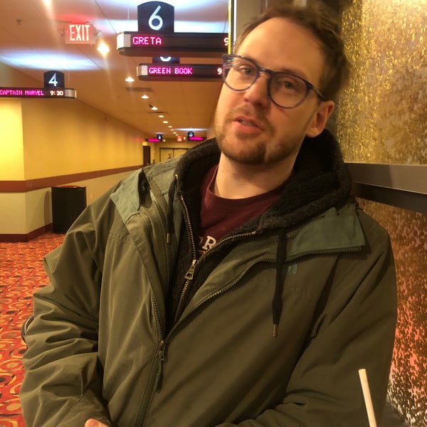 Plymouth Grand 15 Movie Theater in Plymouth Wayzata