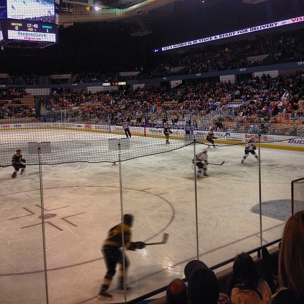 Photo taken at Worcester Sharks by Changing L. on 1/26/2014