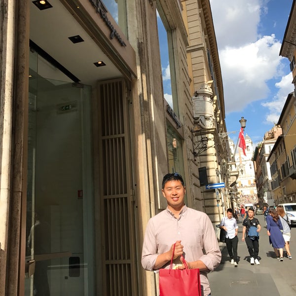 Ferragamo via condotti online