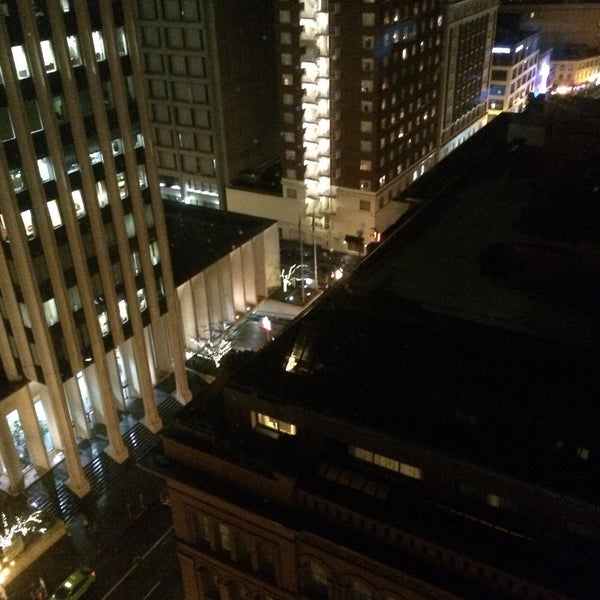 12/10/2014 tarihinde B B.ziyaretçi tarafından Portland Marriott City Center'de çekilen fotoğraf