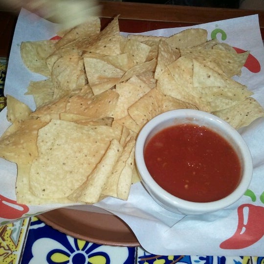 Photo taken at Chili&#39;s Grill &amp; Bar by Melanie D. on 1/21/2013
