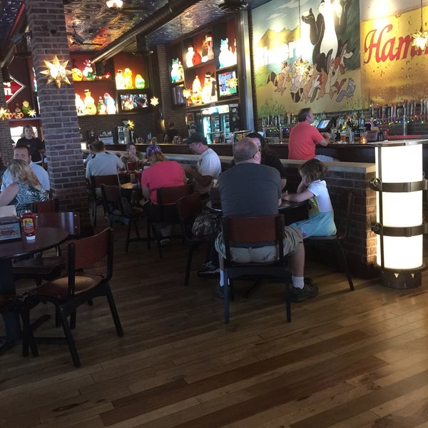 Foto tirada no(a) Melt Bar and Grilled por Clayton B. em 8/8/2015