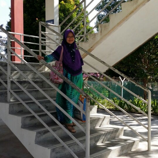 Smk Luak Win House Village