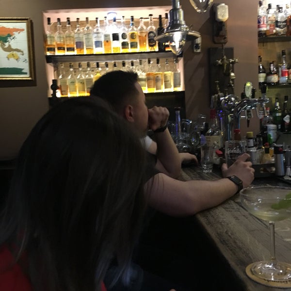 Foto tirada no(a) 4friends Whiskey Pub por Emre B. em 5/29/2019