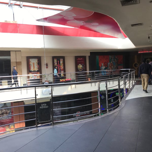 Foto tirada no(a) City Center Mall por Kishore P. em 1/9/2018