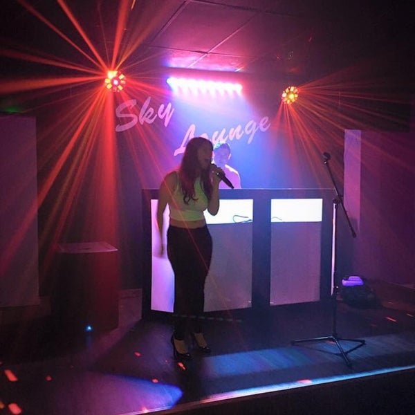 Sky Hookah Lounge Southeastern Baltimore 5 ziyaretçidan 2 tavsiye