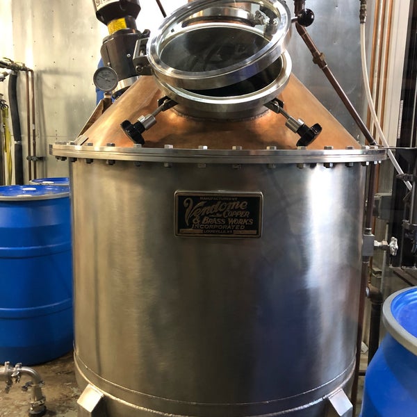 Снимок сделан в Chattanooga Whiskey Experimental Distillery пользователем Gary S. 8/31/2019