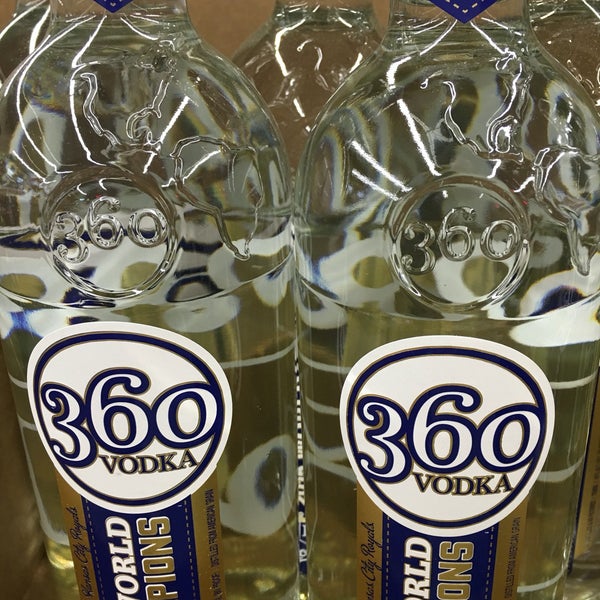 Photos at Gomer's Midtown Liquor Store in Kansas City