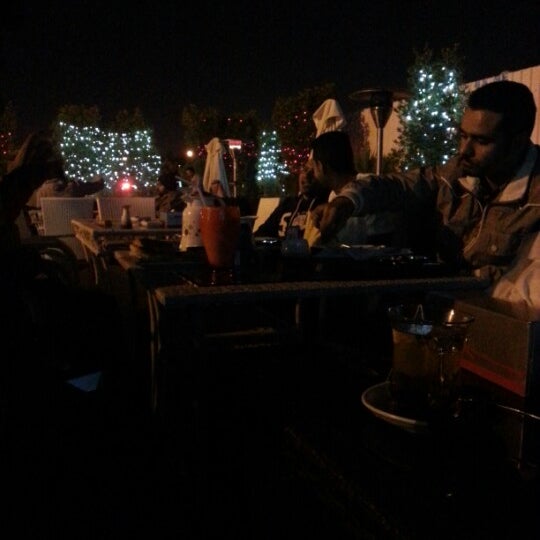 รูปภาพถ่ายที่ Ammar Time Cafe โดย abdulla77 เมื่อ 1/16/2013