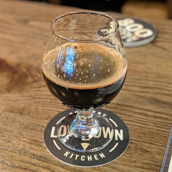 Photo taken at Lowdown Brewery+Kitchen by charles b. on 2/1/2019