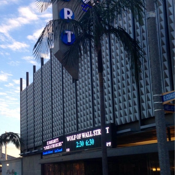 Foto scattata a Port Theater da Crystal W. il 2/9/2014
