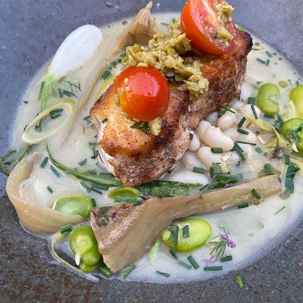 Elysian Restaurant in East LA